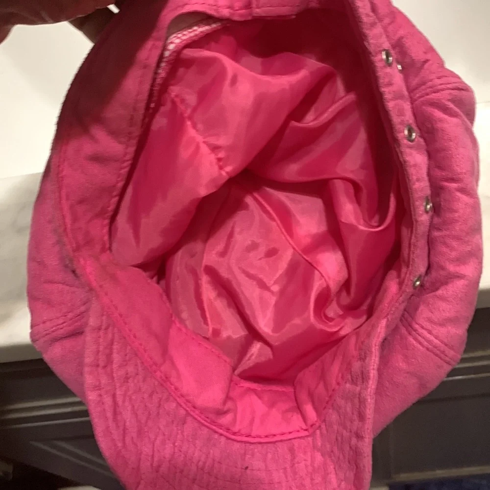 Pink hat - Picture 6 of 6